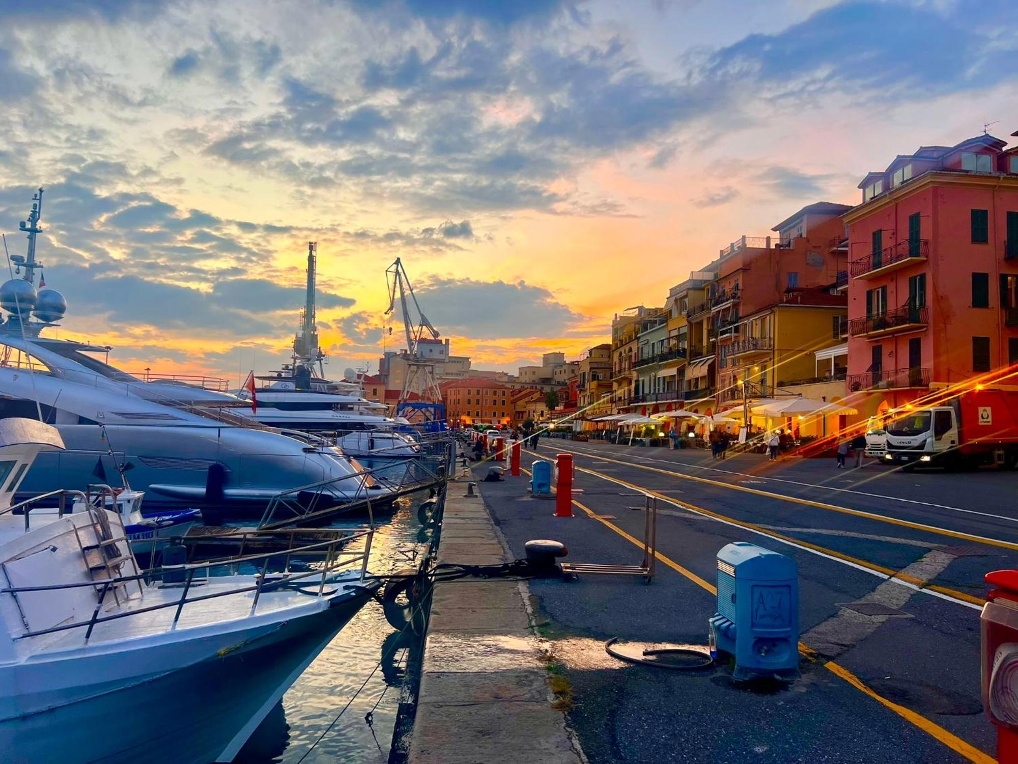 Casa Vacanza " La Rosa " Imperia Liguria Dış mekan fotoğraf